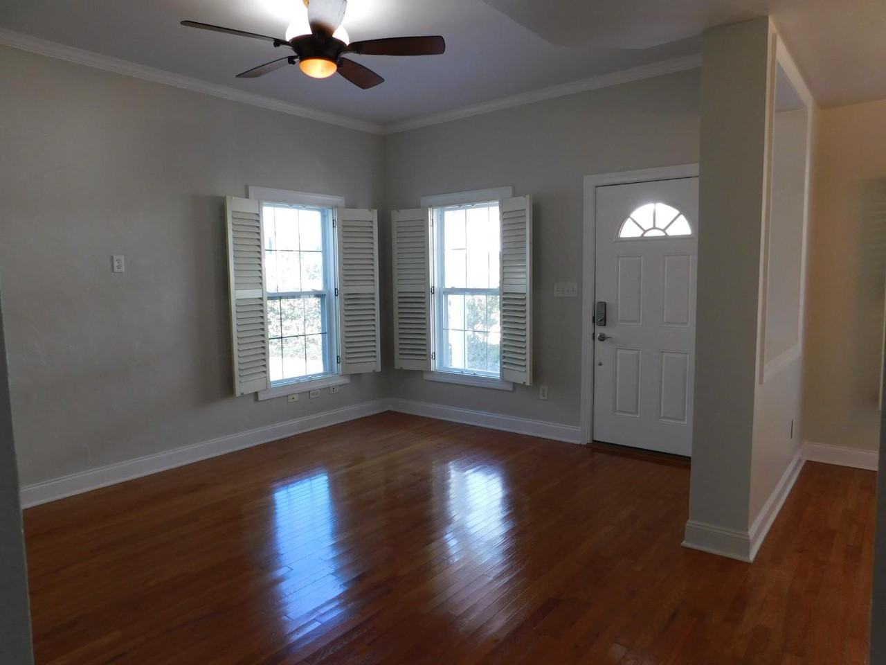 23 Hillside Ave - Photo 7 of 20