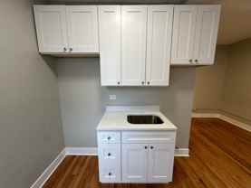 4902 N Saint Louis Ave #1E - Photo 1 of 1