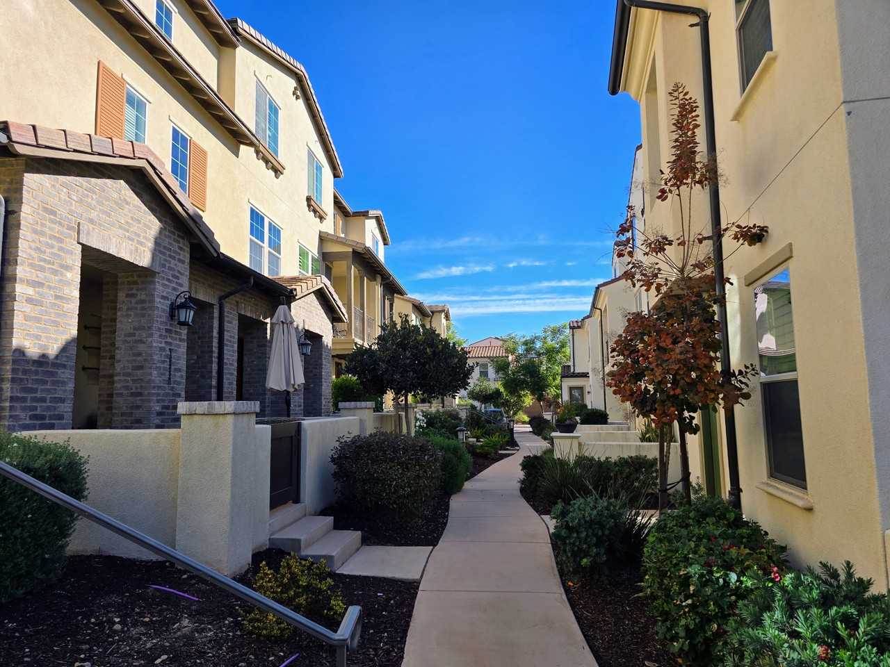 16384 Veridian Cir #16384 - Photo 2 of 26