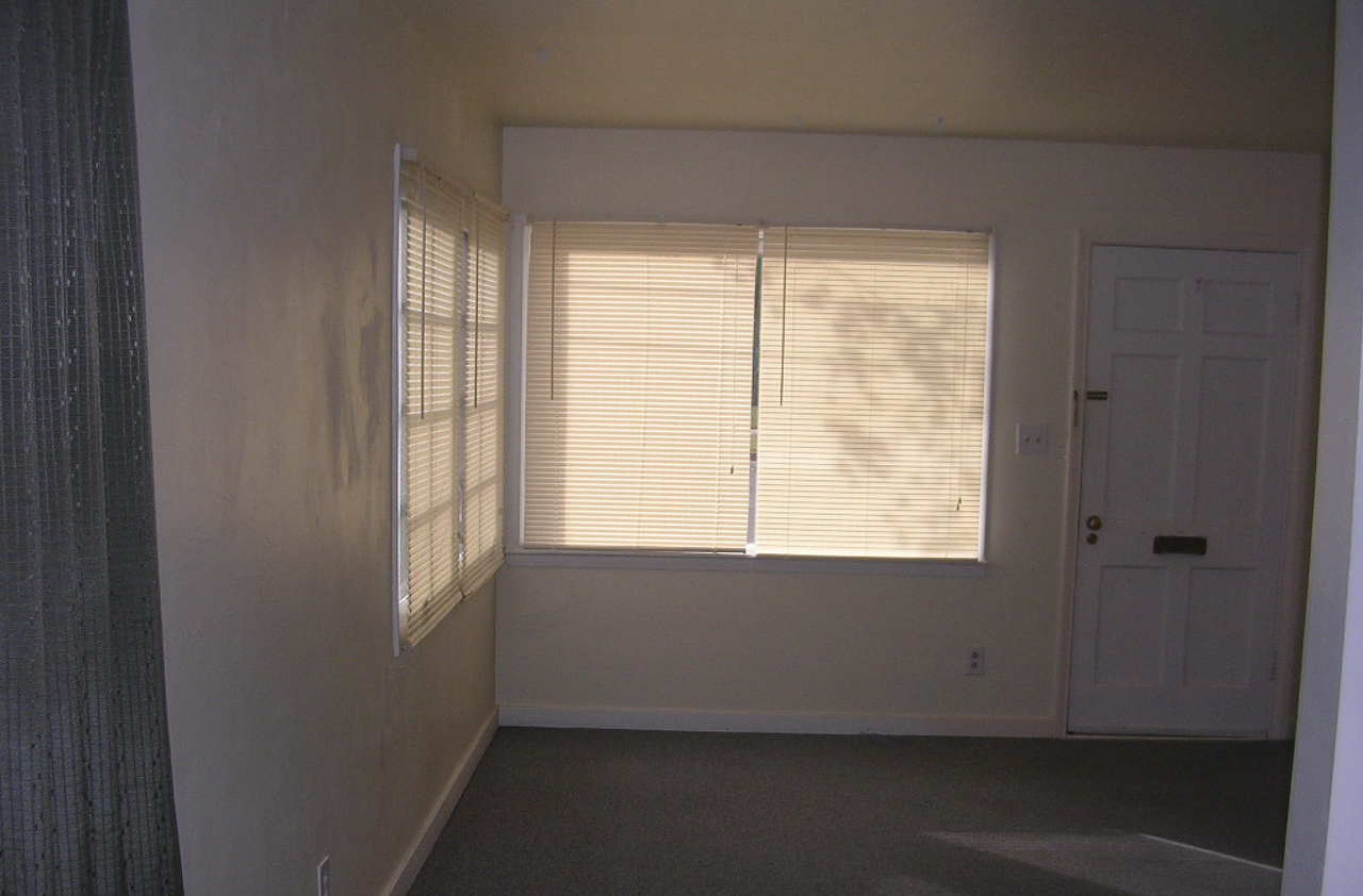 403 N Division St #NA - Photo 2 of 9