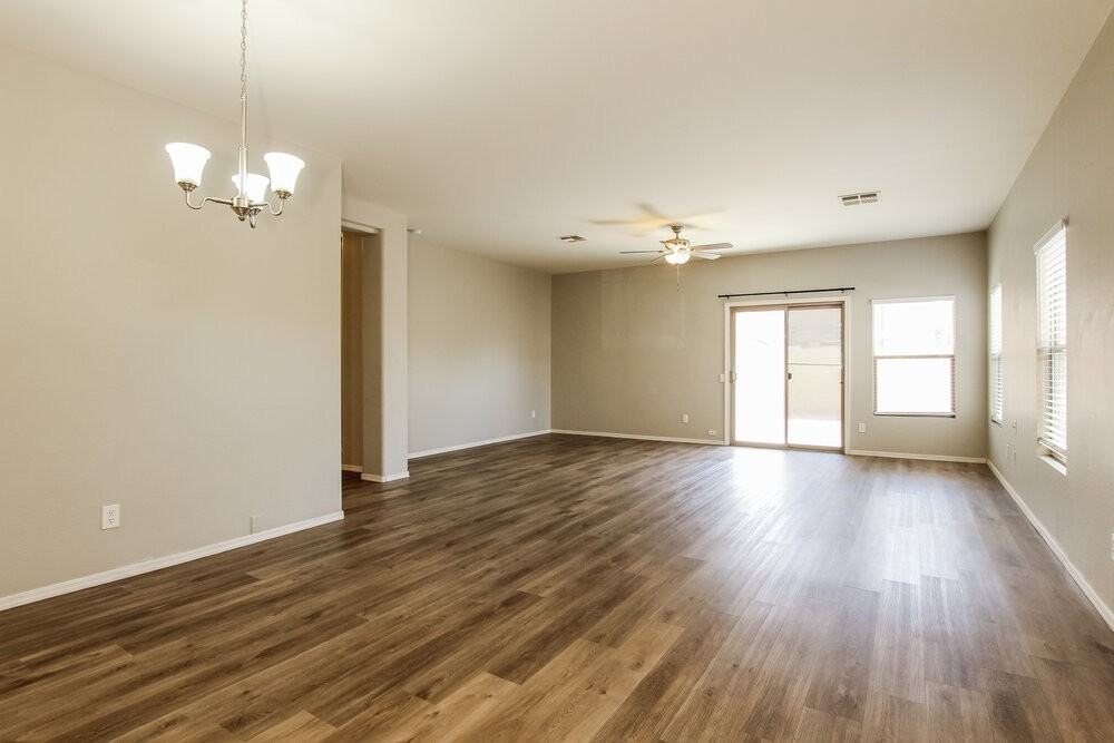 5439 W Shumway Farm Rd - Photo 3 of 16