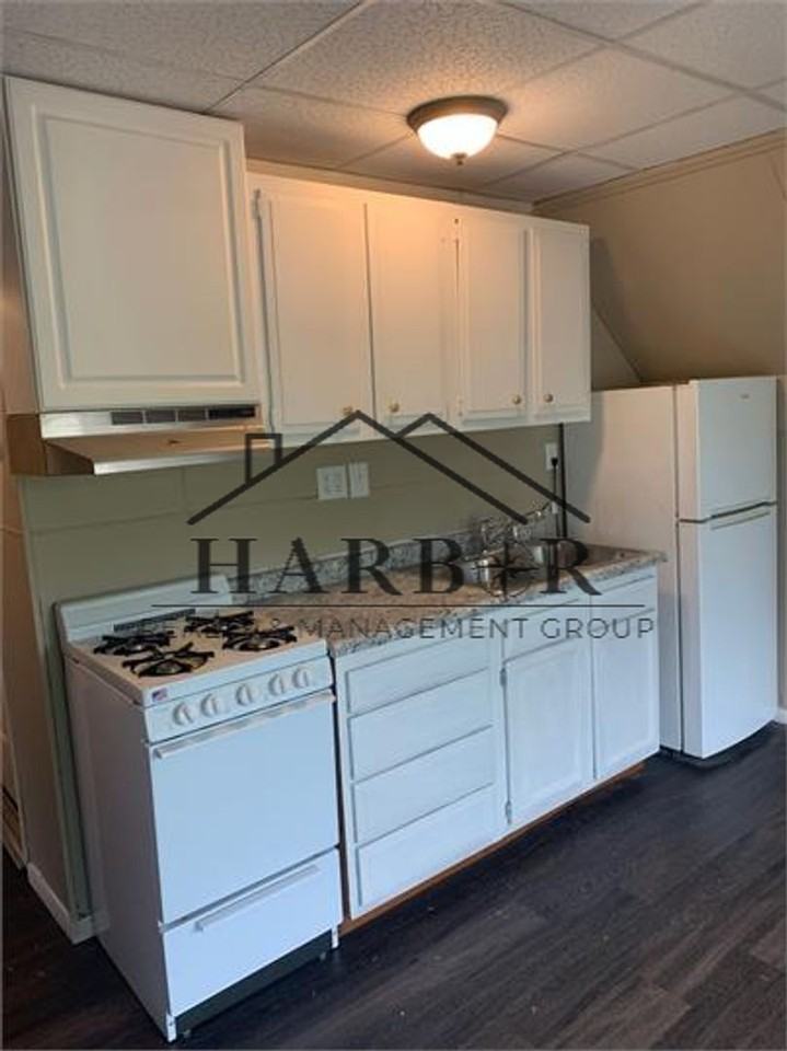 28 6th Ave Se - Photo 2 of 8