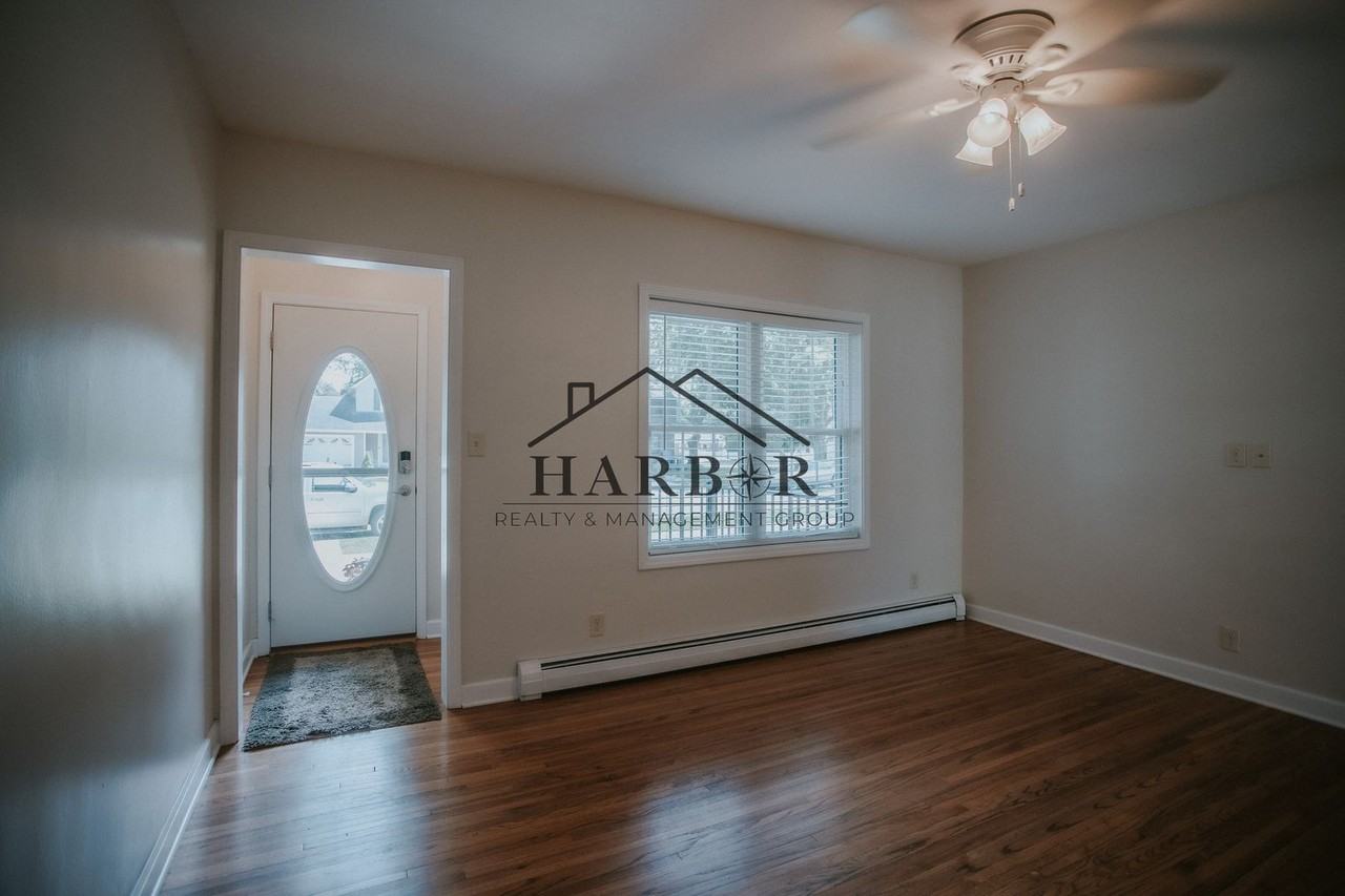 608 6th Ave Sw - Photo 4 of 17