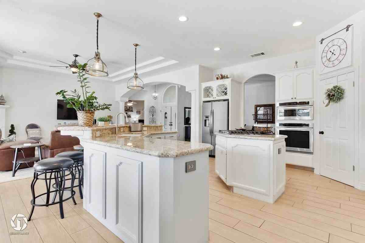 10201 Within Heights Dr - Photo 3 of 10
