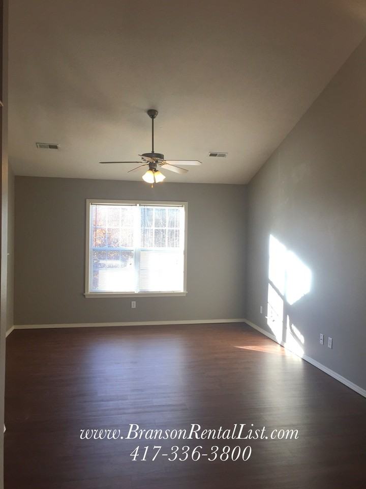 223 Van Buren Rd - Photo 2 of 26