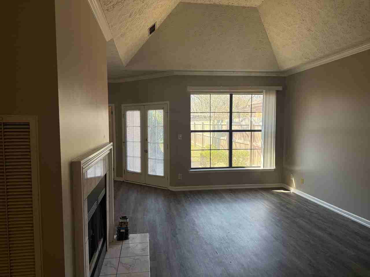 1944 Woodrun Dr - Photo 7 of 38