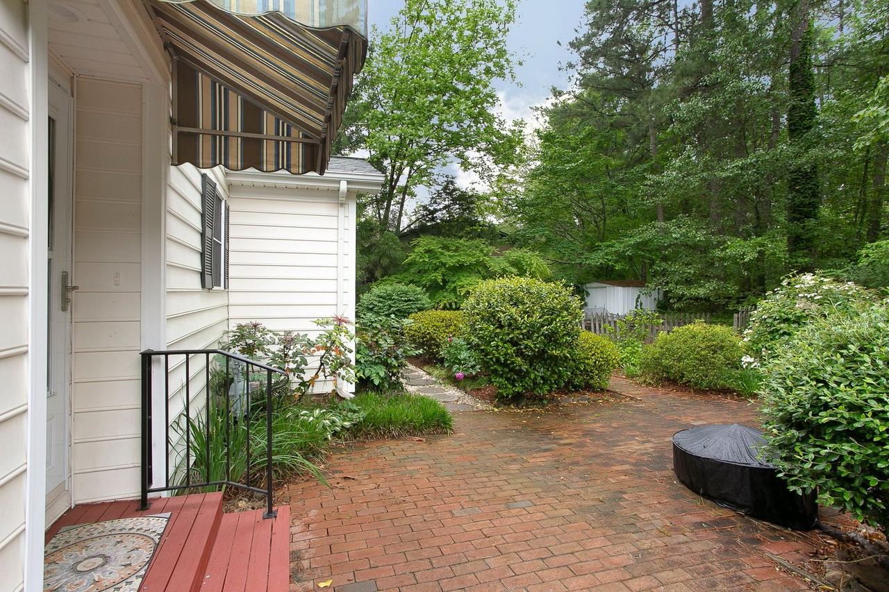 2741 Old Sugar Rd - Photo 2 of 20