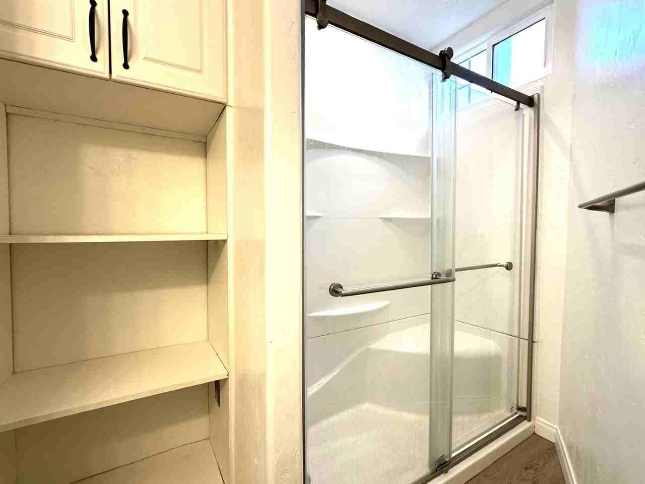 4460 4460 Mississippi Street - 10 - Studio - Photo 4 of 8