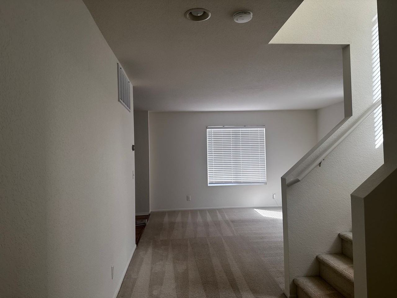 134 Palermo Dr - Photo 4 of 10