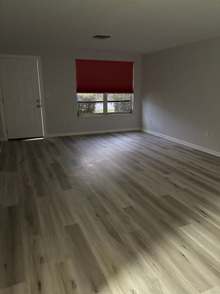 2221 Danforth Ave - Photo 3 of 26