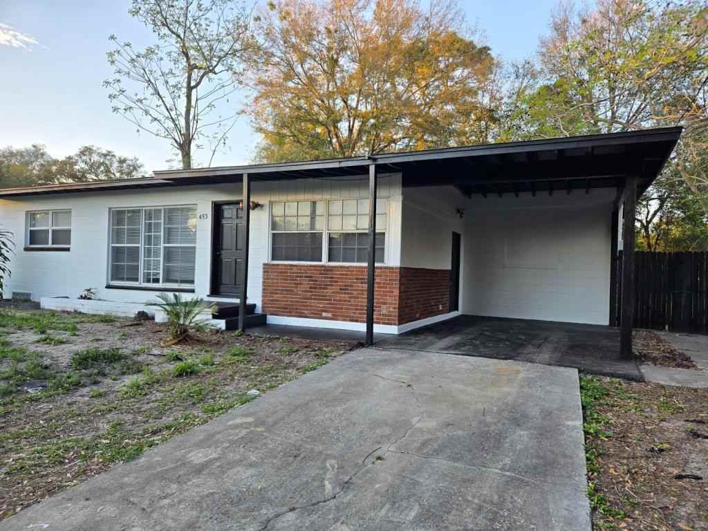 453 Oakhurst St - Photo 2 of 28