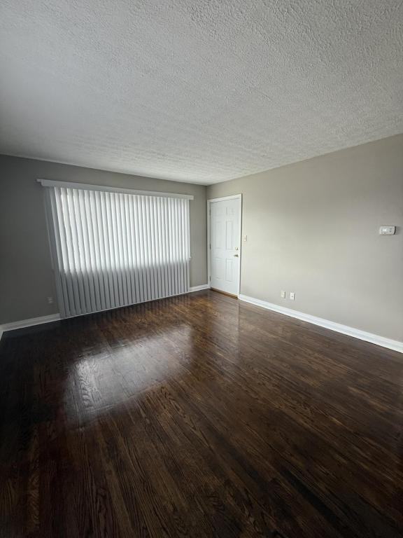 1733 Bachmann Dr - Photo 2 of 20