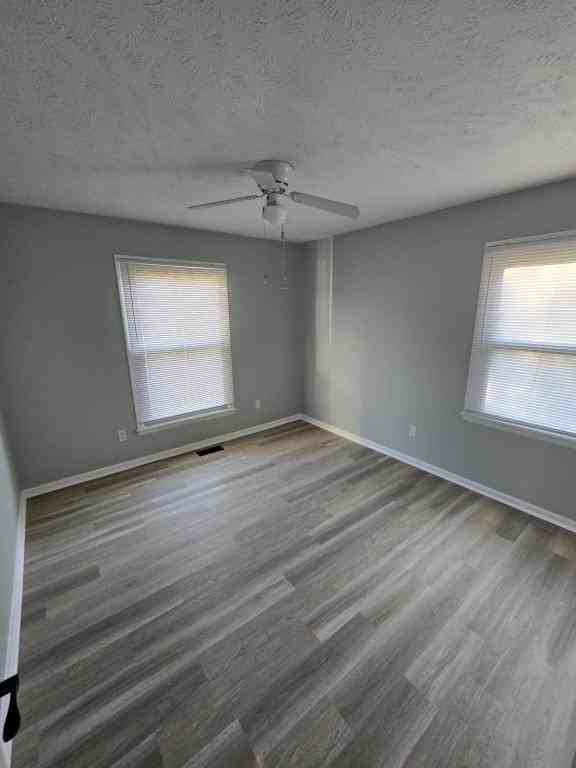 102 Dallas St - Photo 6 of 15