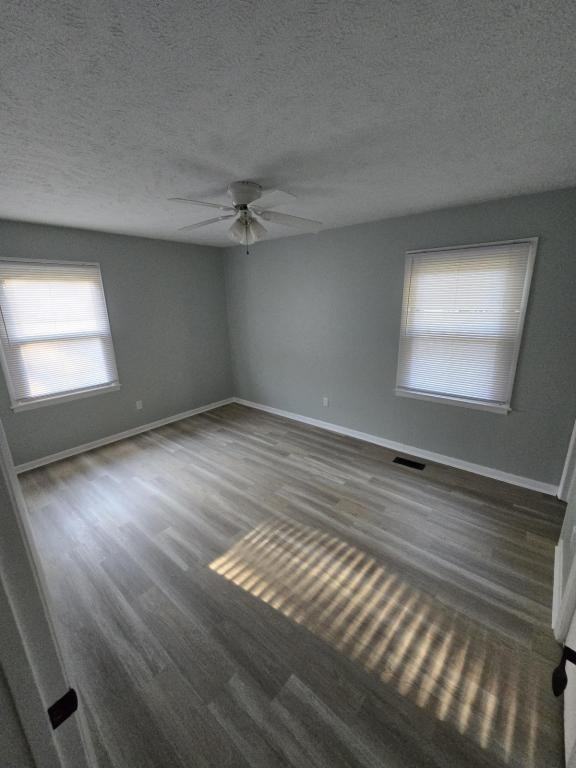102 Dallas St - Photo 7 of 15
