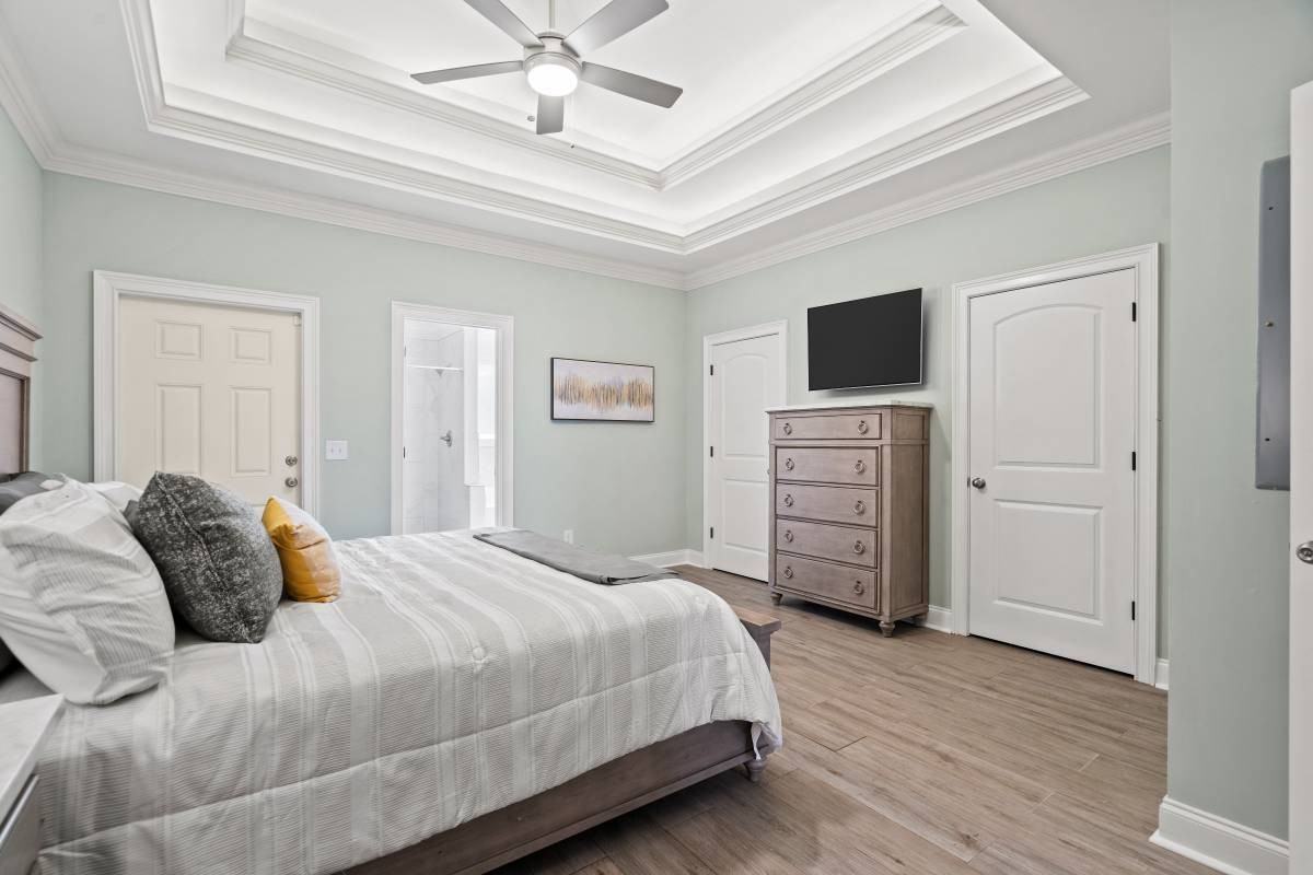 1184 1184 - Photo 2 of 21