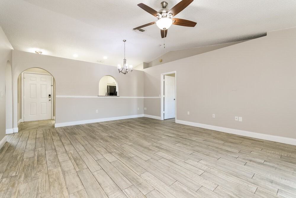 16213 Wilkinson Dr - Photo 6 of 16