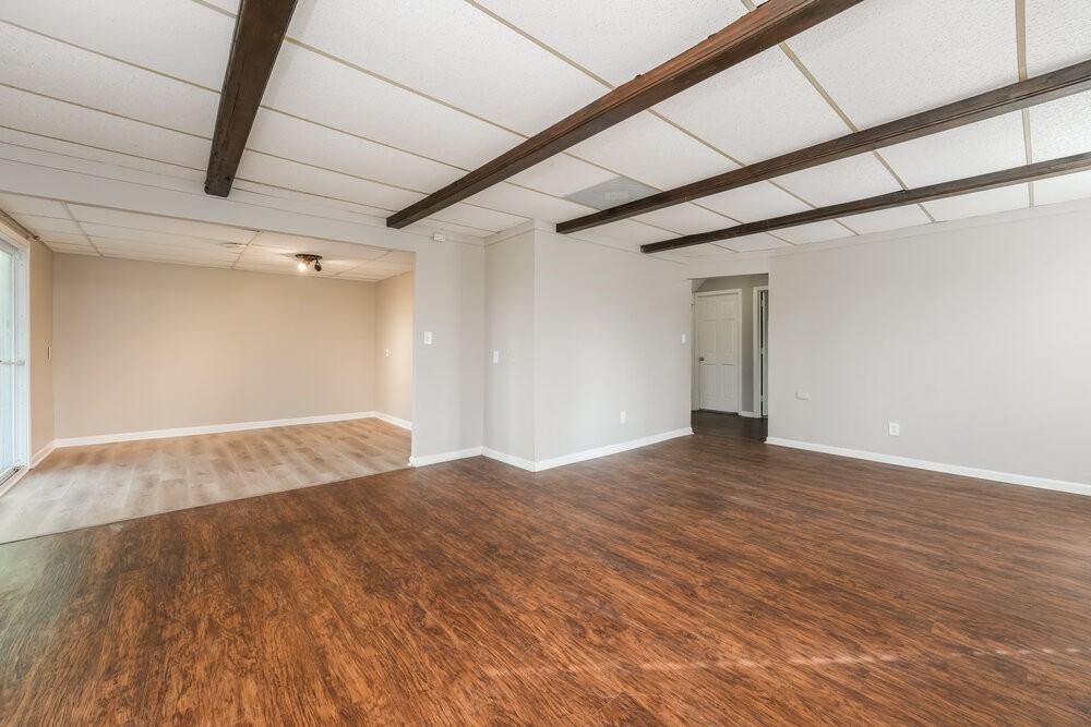 963 Asborough Ct - Photo 5 of 18