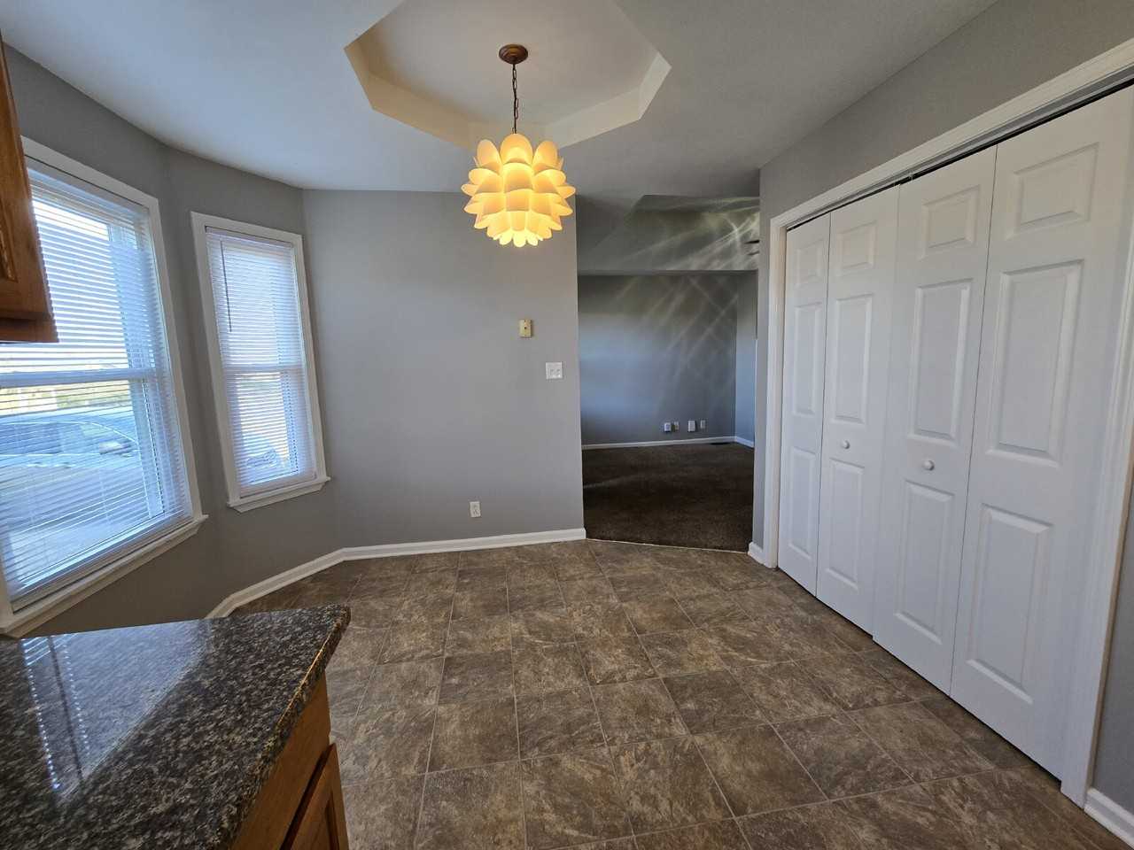 1301 Sonja Dr - Photo 6 of 13