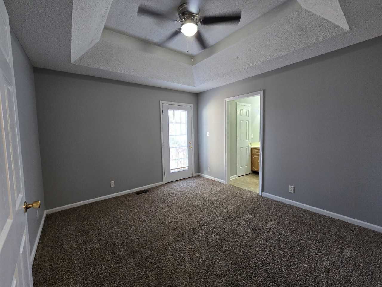 1301 Sonja Dr - Photo 7 of 13