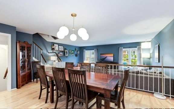 7707 Gromwell Ct - Photo 3 of 8