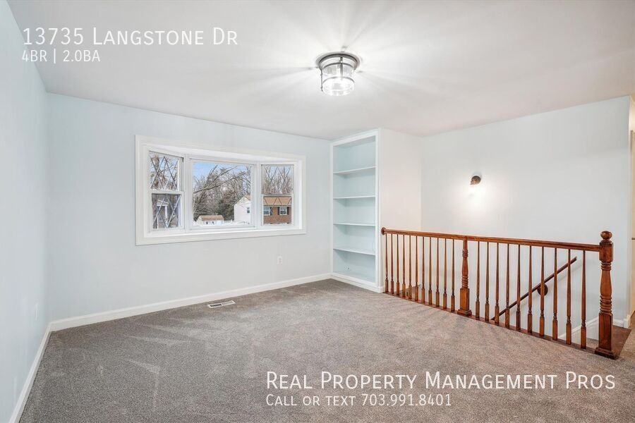 13735 Langstone Dr - Photo 2 of 22