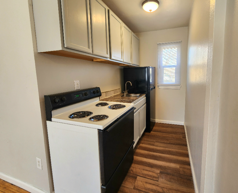 110 E Grant Ave #2 - Photo 3 of 7