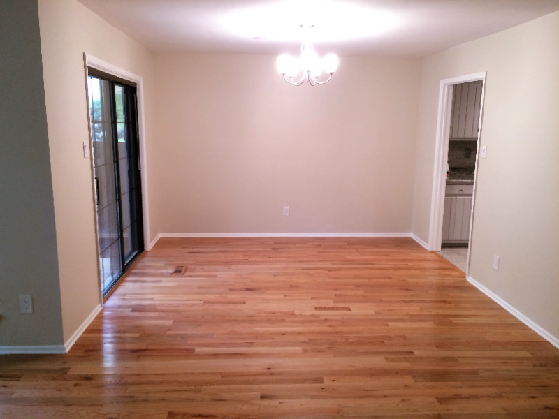 403 Weatherstone Dr - Photo 3 of 13