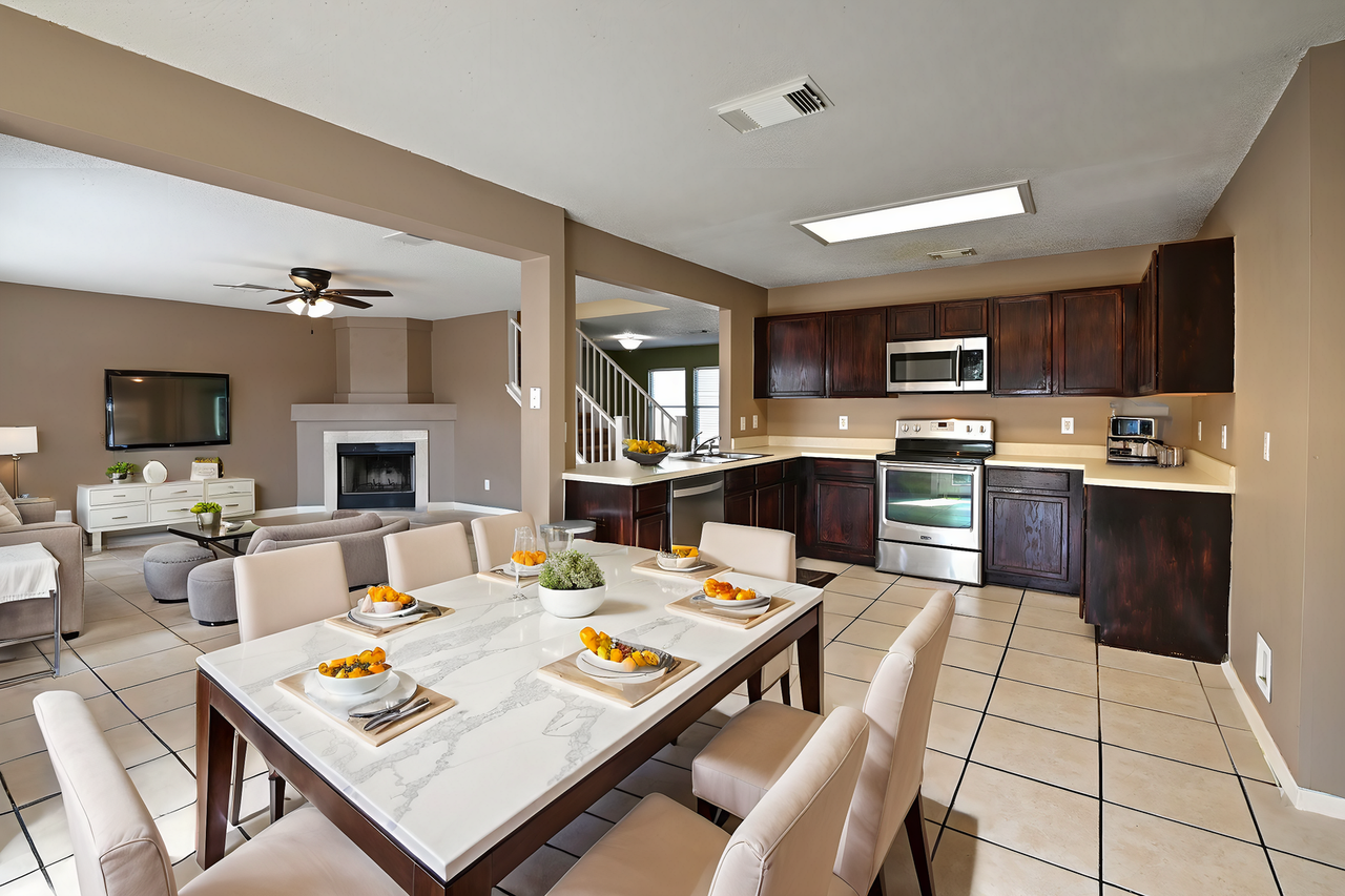 18534 Taylore Run - Photo 4 of 43