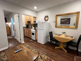 featured image of 1001 6th Ave N #5