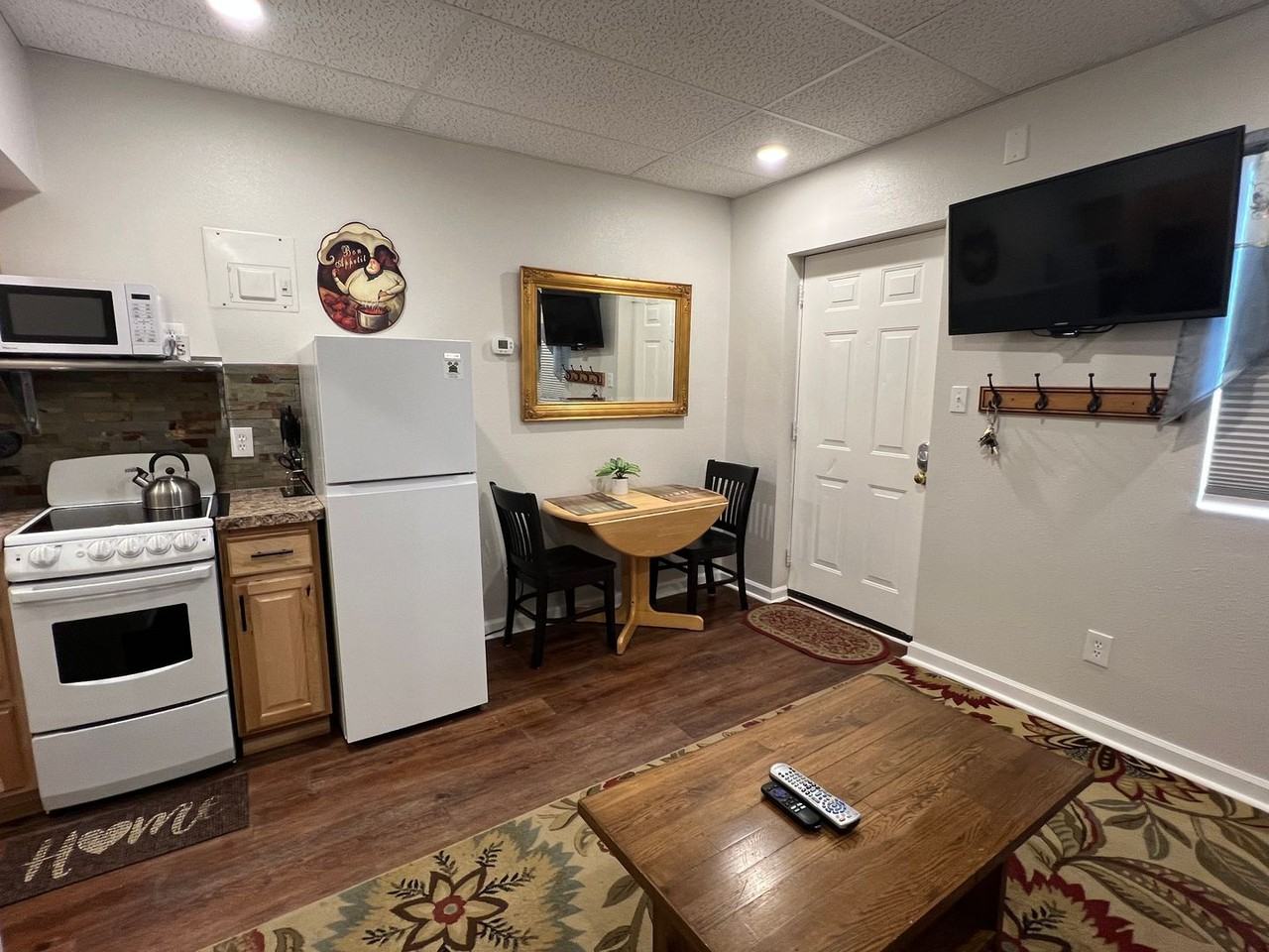 1001 6th Ave N #5 - Photo 5 of 12