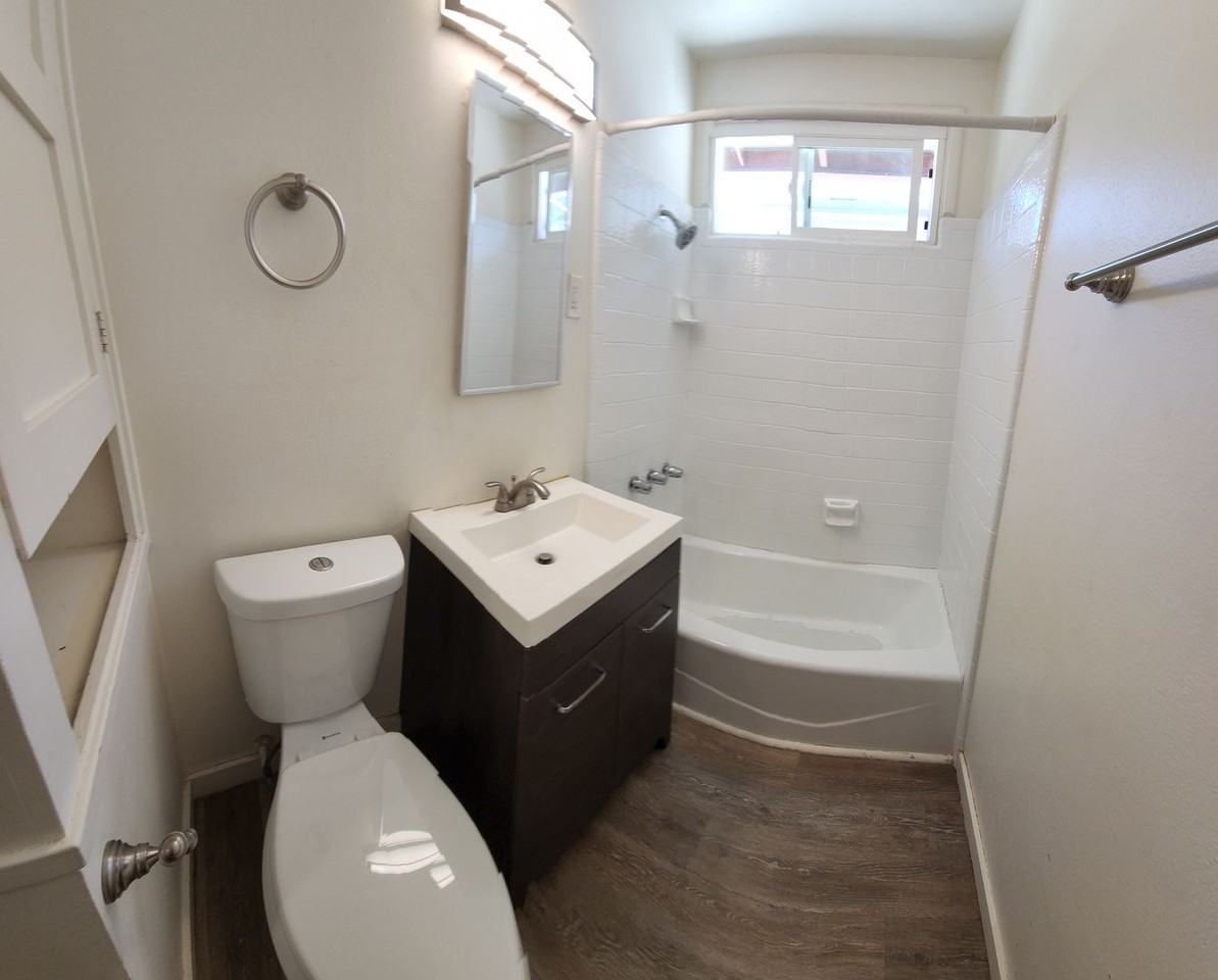 359 Tolosa Way - Photo 5 of 50