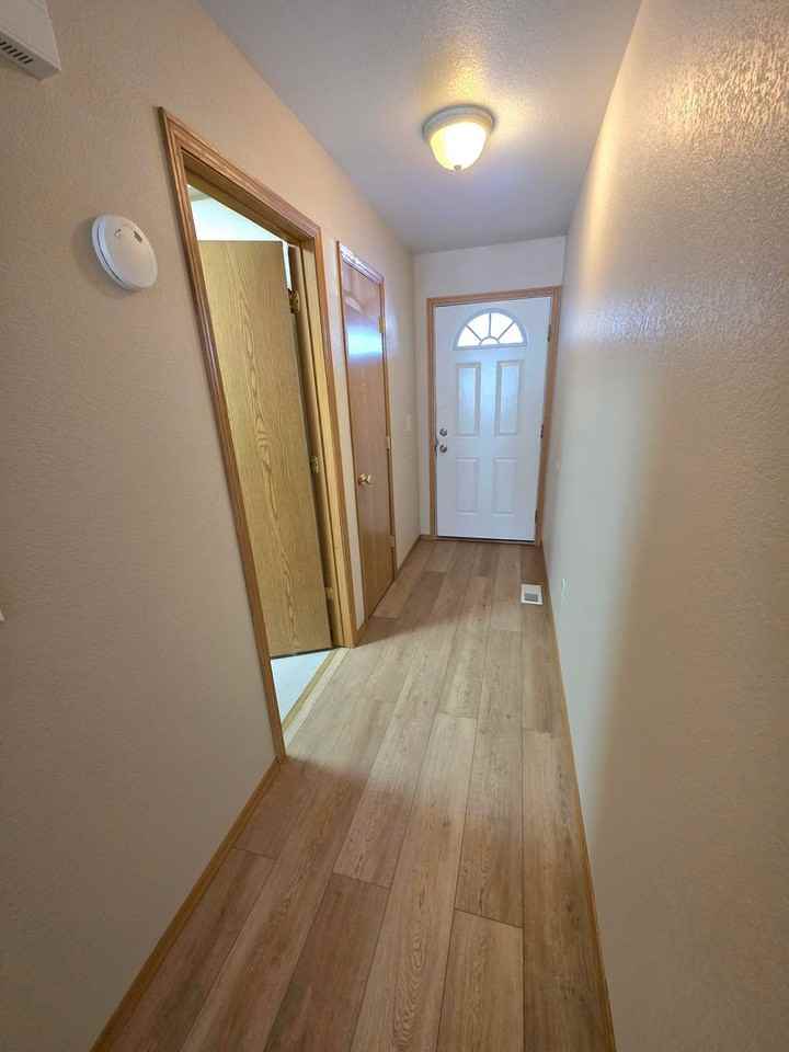 1823 Montana St - Photo 3 of 22