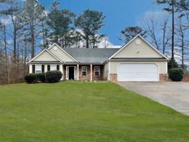 184 Hampton Oaks Cir - Photo 1 of 1