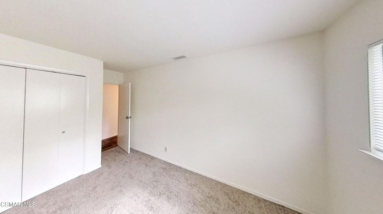 2542 Sirius St - Photo 3 of 37