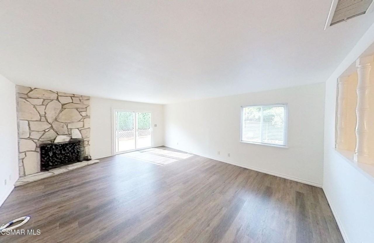 2542 Sirius St - Photo 7 of 37