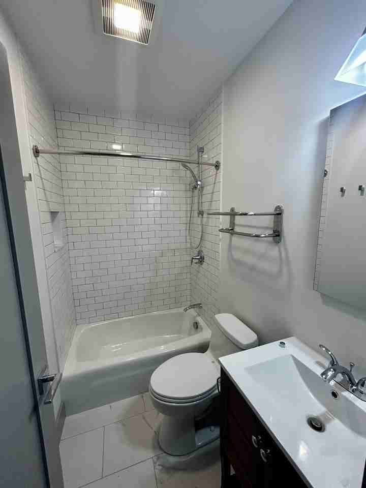 86 Saint Botolph St #4A - Photo 5 of 8