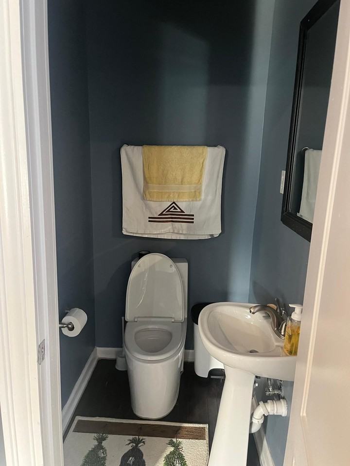 533 Leon St #1 - Photo 2 of 16