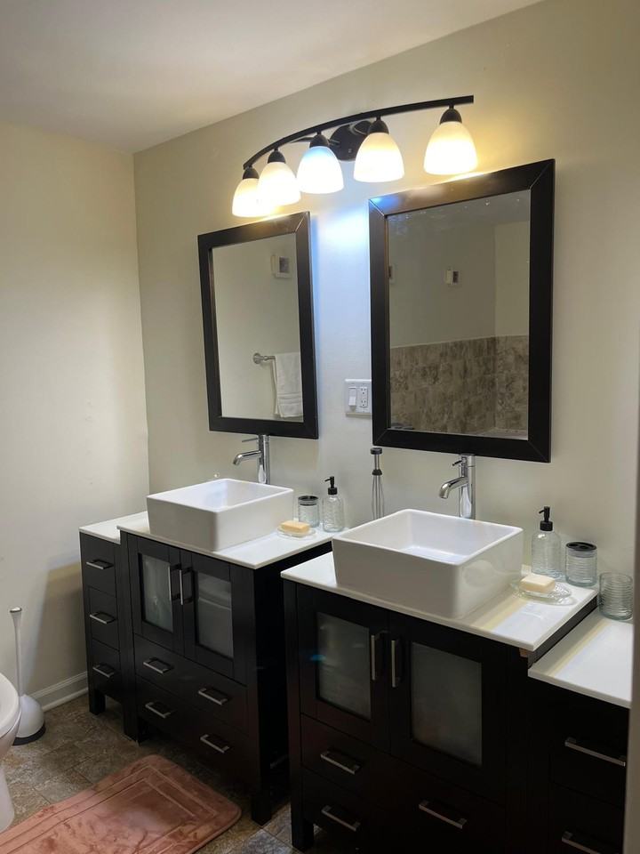 533 Leon St #1 - Photo 3 of 16