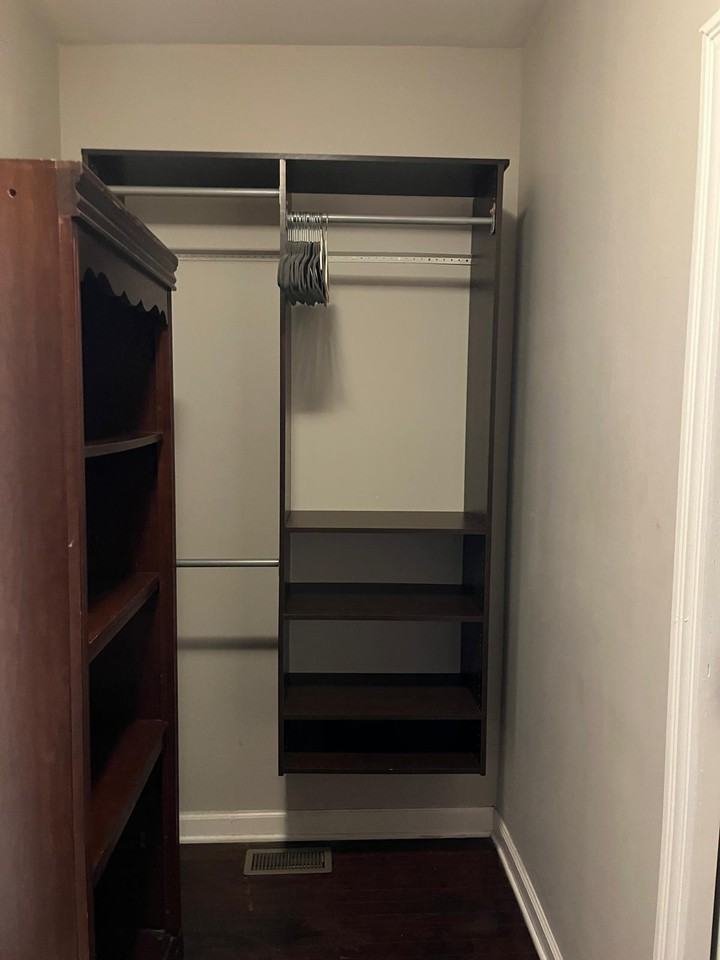 533 Leon St #1 - Photo 4 of 16