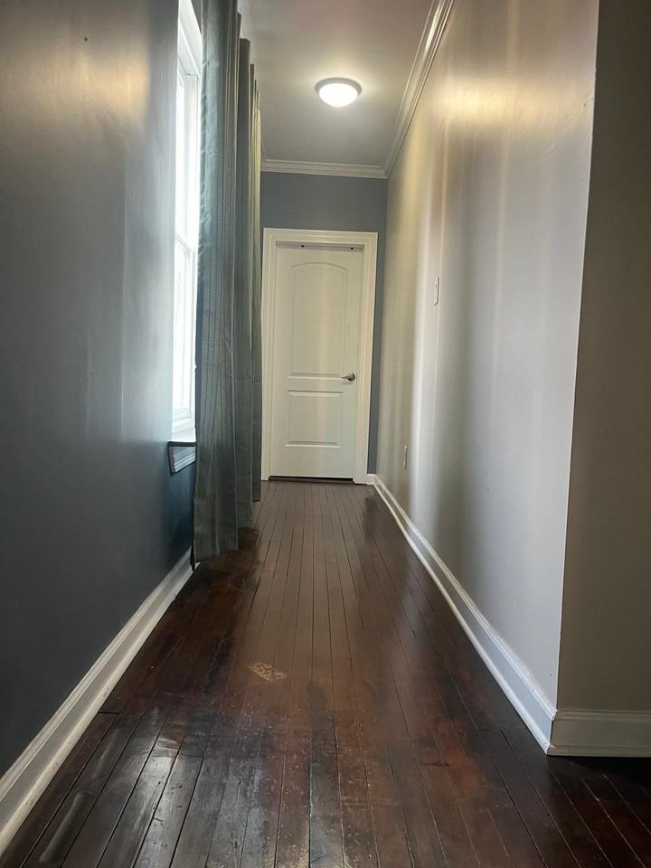 533 Leon St #1 - Photo 4 of 13