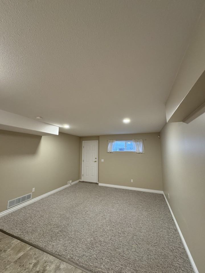 Quintette Crescent & Purcell Dr - Photo 4 of 12