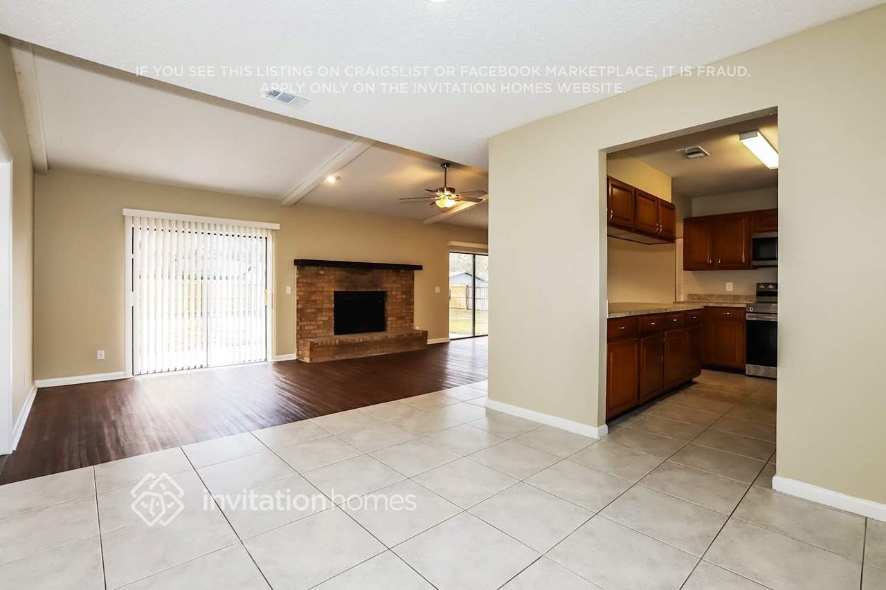 8502 Dee Cir - Photo 6 of 17