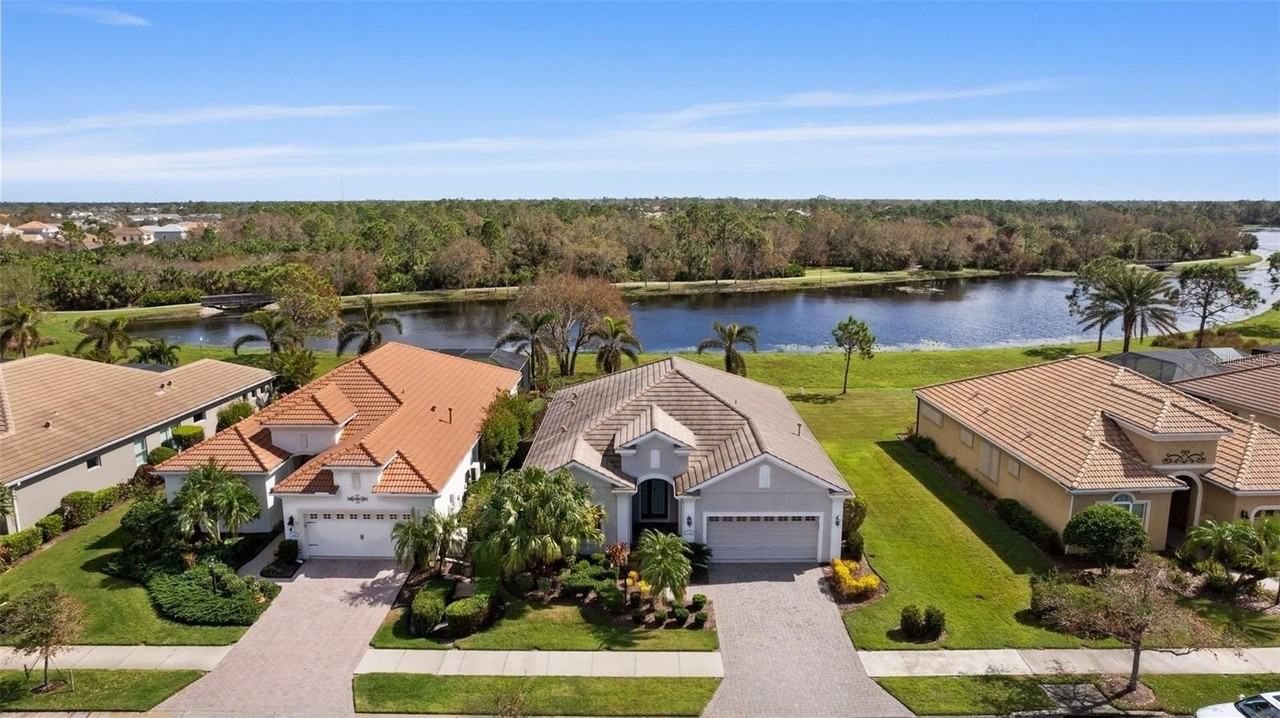 1314 Still River Dr - Photo 4 of 50