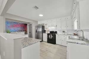 featured image of Noah St