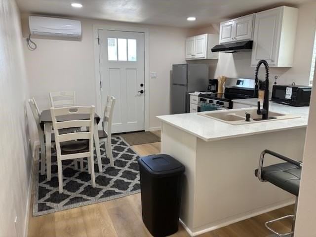 1025 Beach Blvd - Photo 5 of 11