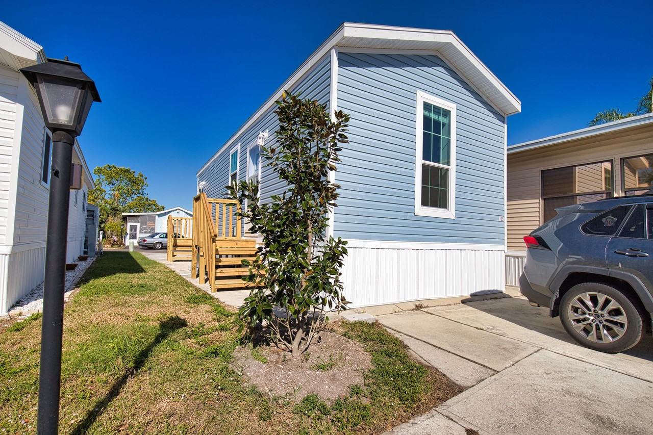 59 Banana Ln - Photo 2 of 45