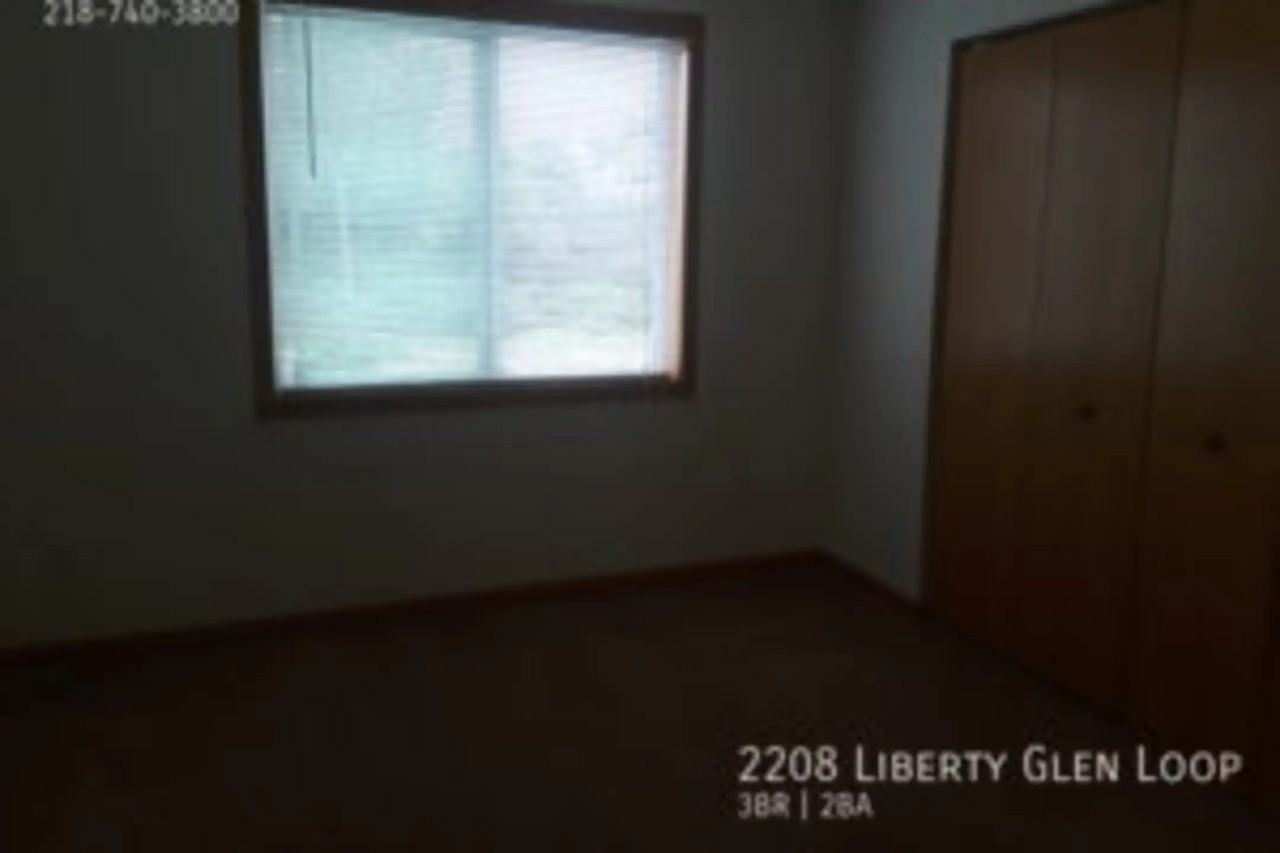 2208 Liberty Glen Loop - Photo 2 of 12