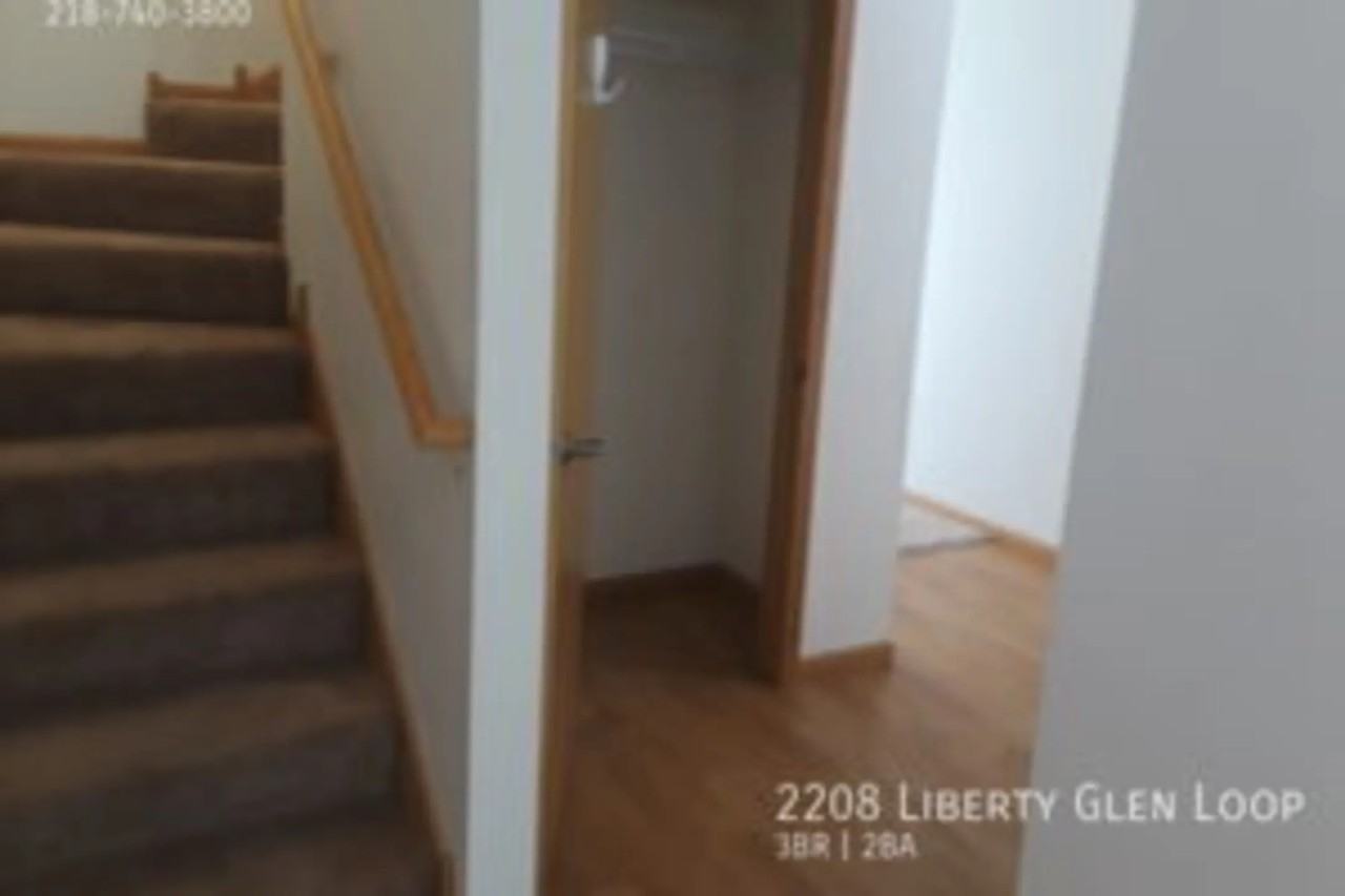 2208 Liberty Glen Loop - Photo 3 of 12