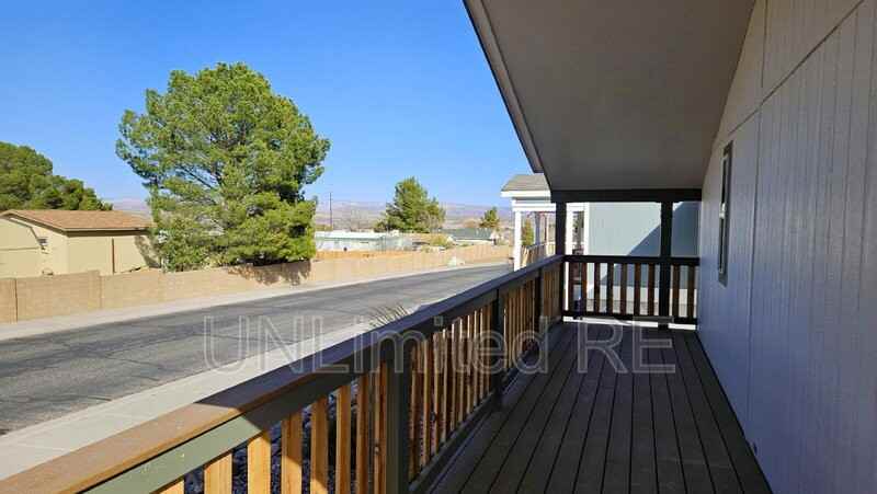 407 Boulder Ln - Photo 6 of 32