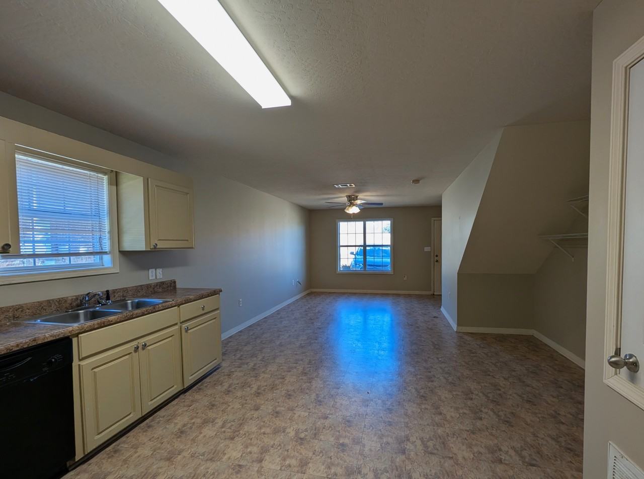 518 Sullivan Kilrain Rd #B - Photo 2 of 13